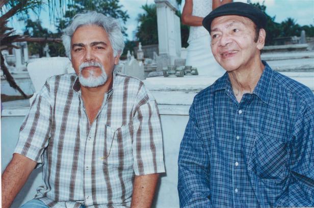 Omar López junto a Luis Carbonell. Foto facilitada por René Silveira. 